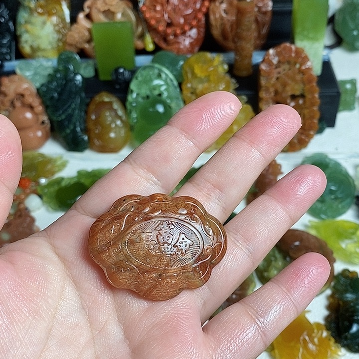 未镶嵌蛇纹石玉颈饰