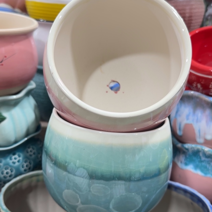 凑9米包邮，有孔，陶瓷花盆