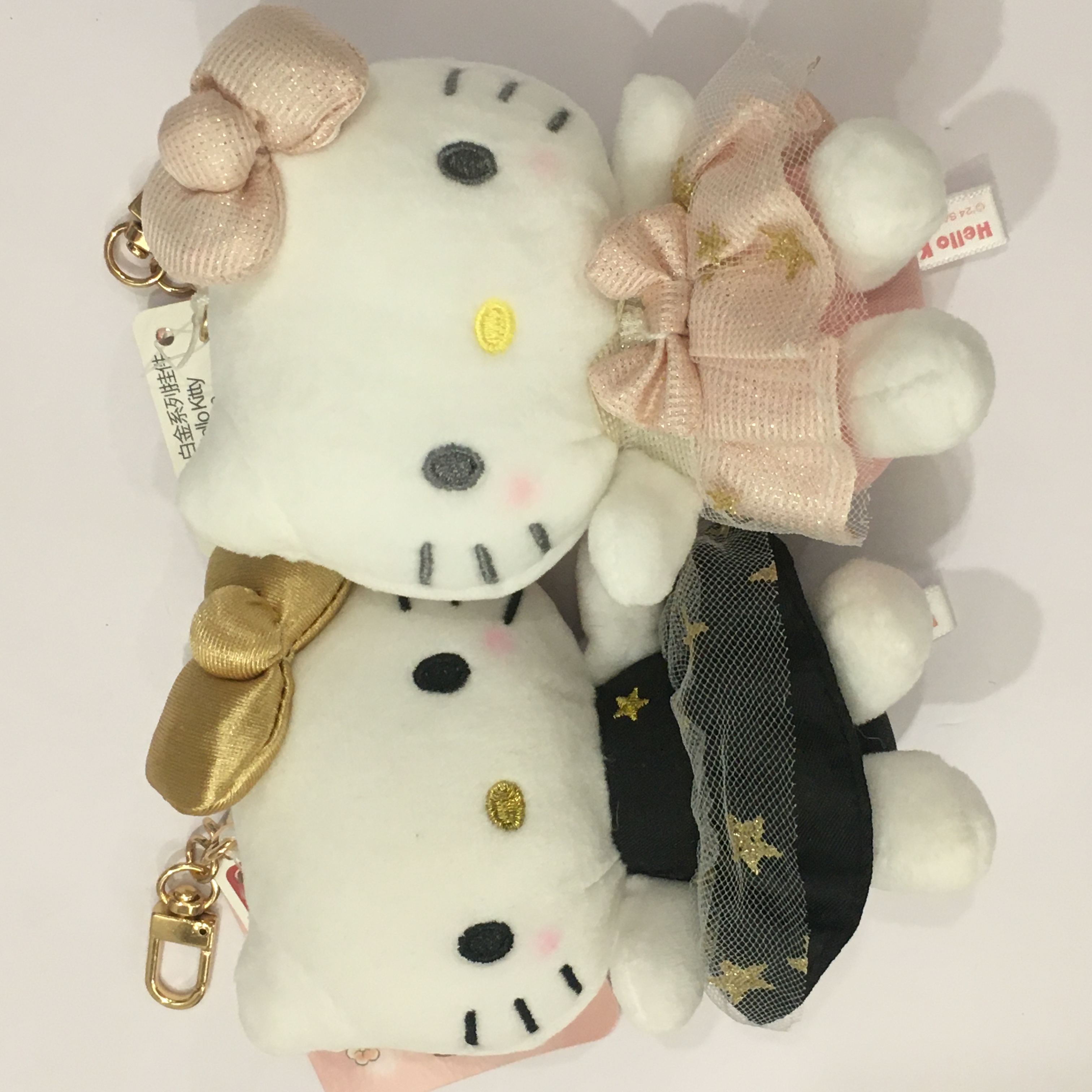 正版授权白金黑金Kitty包包挂件毛绒玩偶挂件包包挂饰