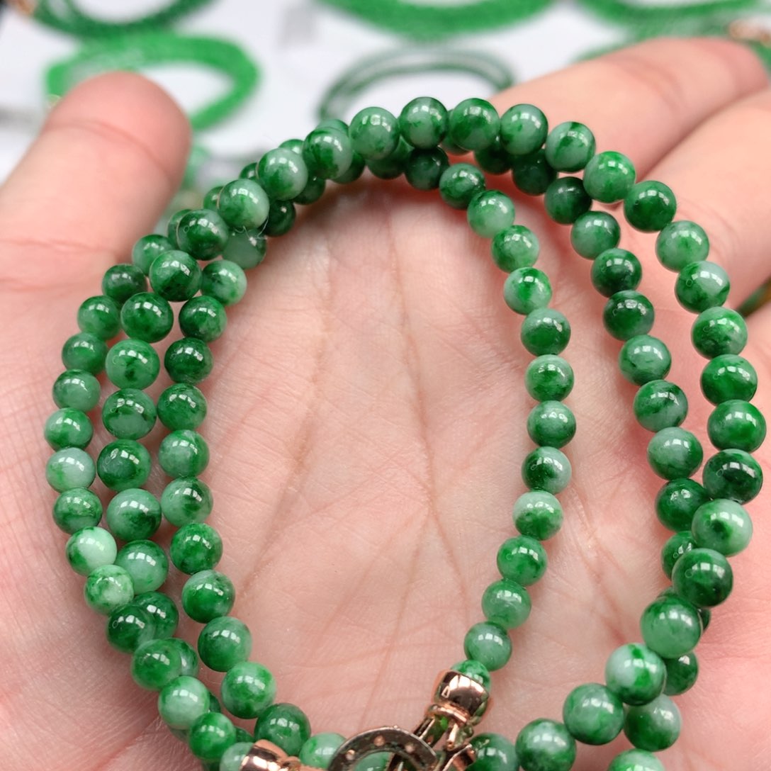 翡翠手链未镶嵌翡翠