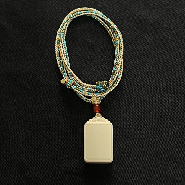 DY73祥云无事牌 尺寸约29*18*9MM只做天然猛犸牙