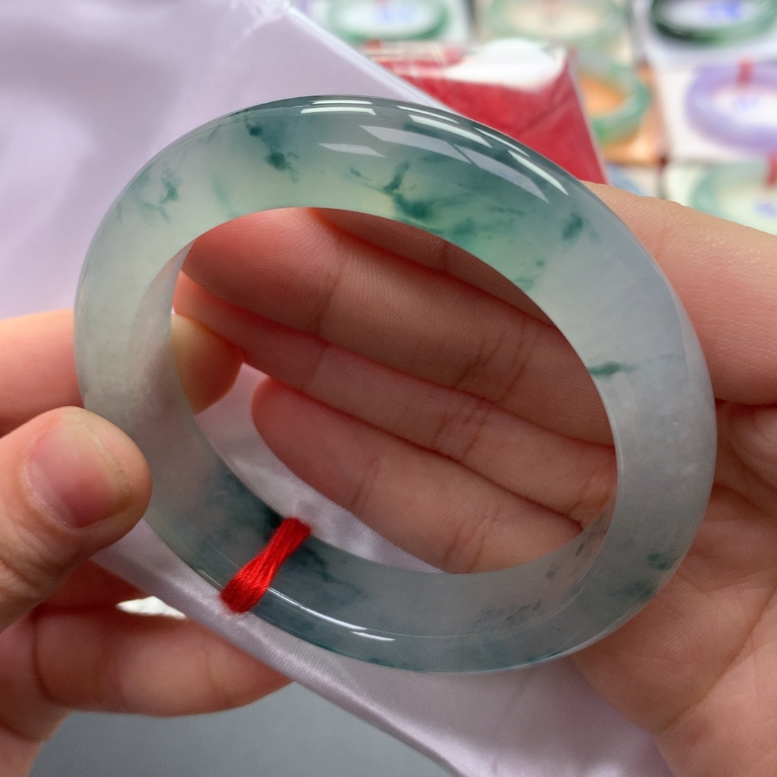 翡翠未镶嵌手镯69号