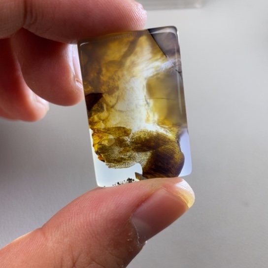 玛瑙/玉髓颈饰未镶嵌青**湖