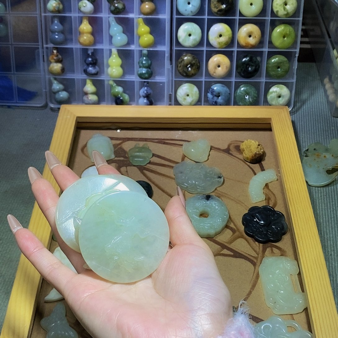 未镶嵌蛇纹石玉其他大****子172