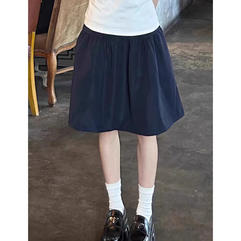 黑色日系半身裙小个子女春夏新款a字裙小众文艺百搭中长款百褶裙