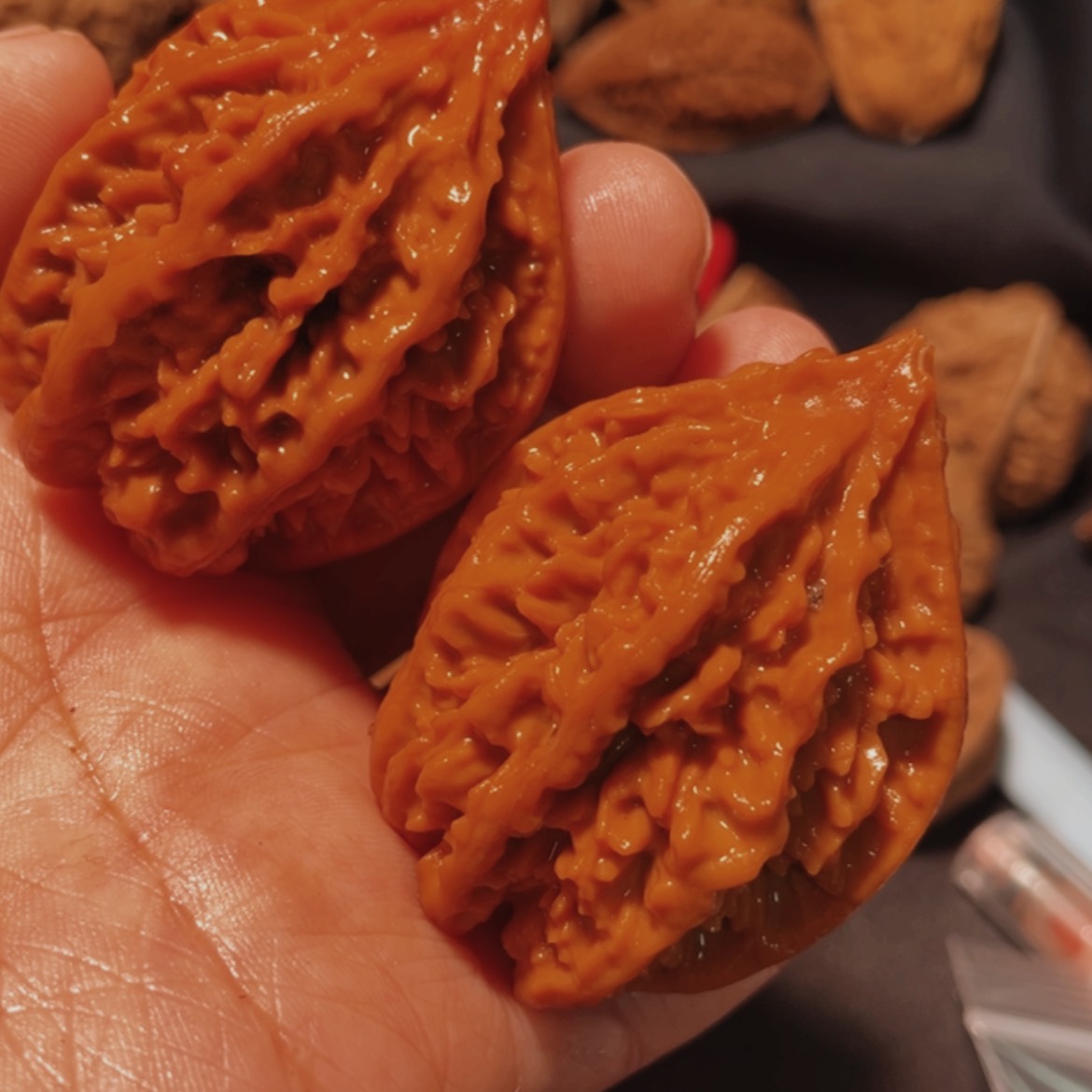 【闪购商品】文玩核桃把件打****水东北楸子13