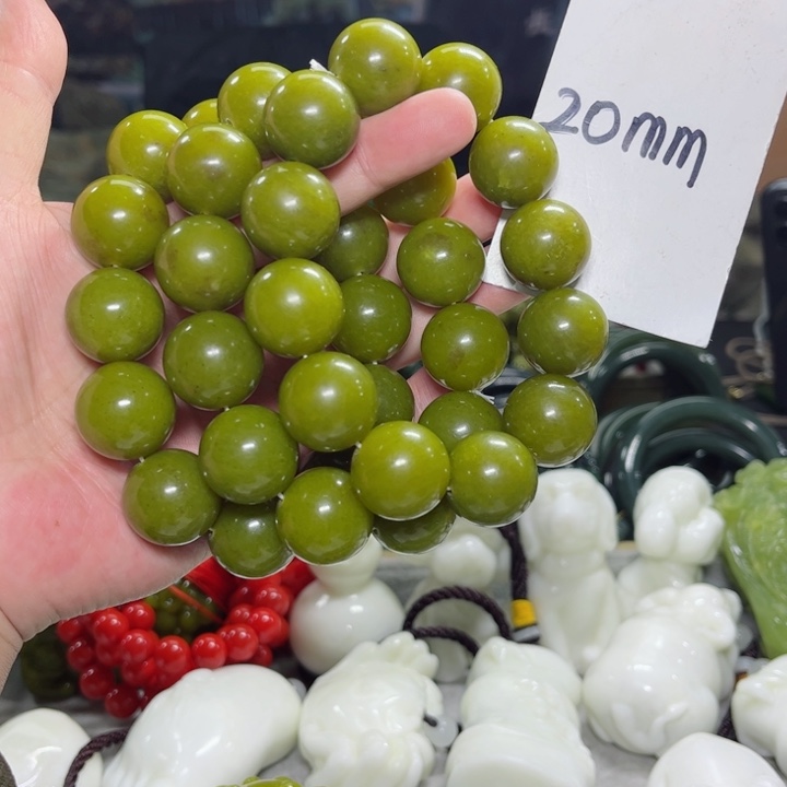 蛇纹石玉手串多样性发货未镶嵌