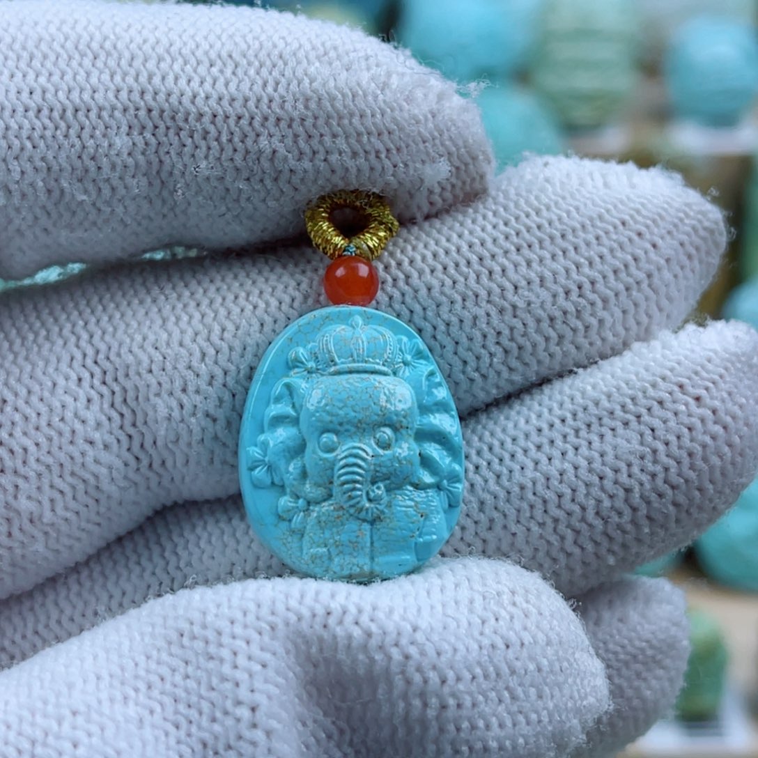 绿松石未镶嵌珠宝奇石