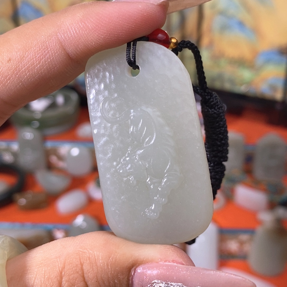 颈饰未镶嵌和田玉