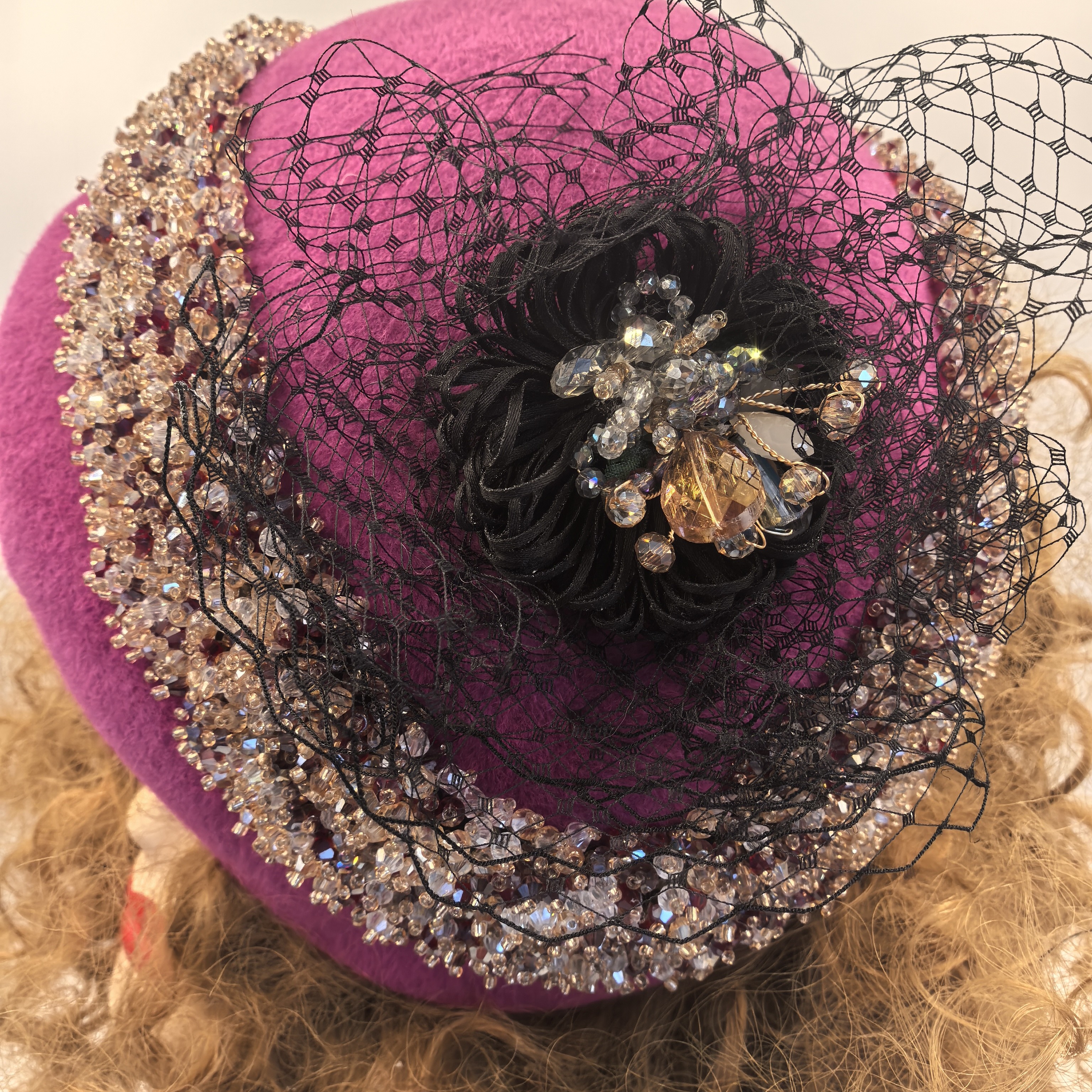 新款芭比粉色蕾丝小花朵包头帽遮白发时尚百搭女士秋冬帽