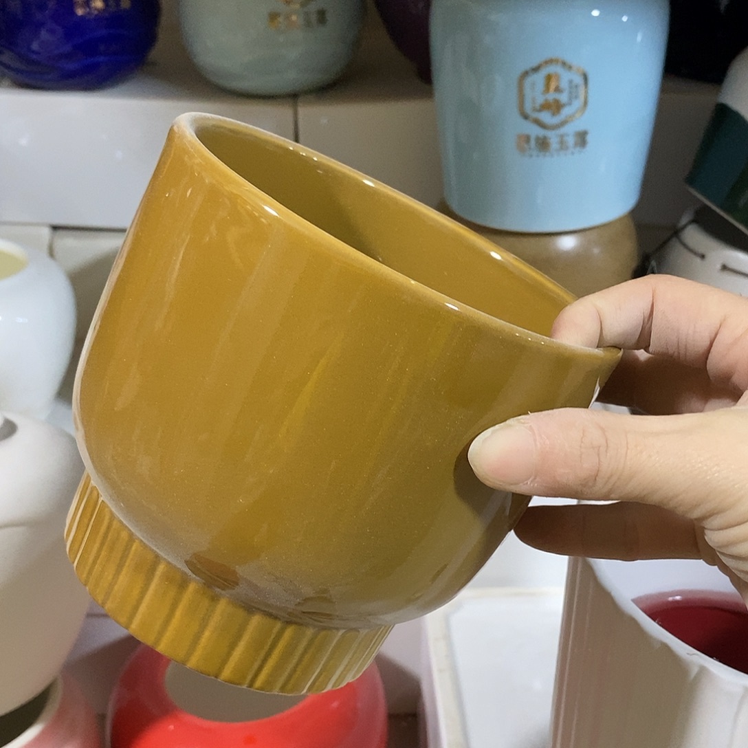 杯子陶盆有孔 瑕疵介意勿拍