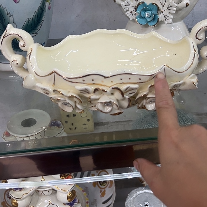 陶瓷瑕。。。。。。。。？。。。。。。