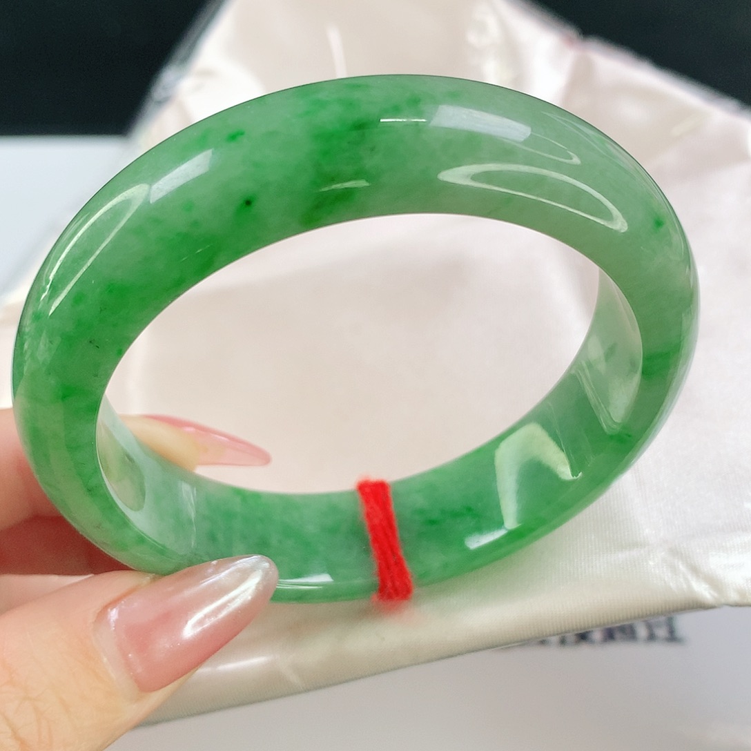 翡翠未镶嵌手镯57.5圈529