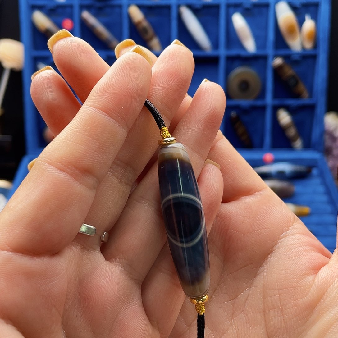 玛瑙/玉髓未镶嵌珠宝半成品叛**娃