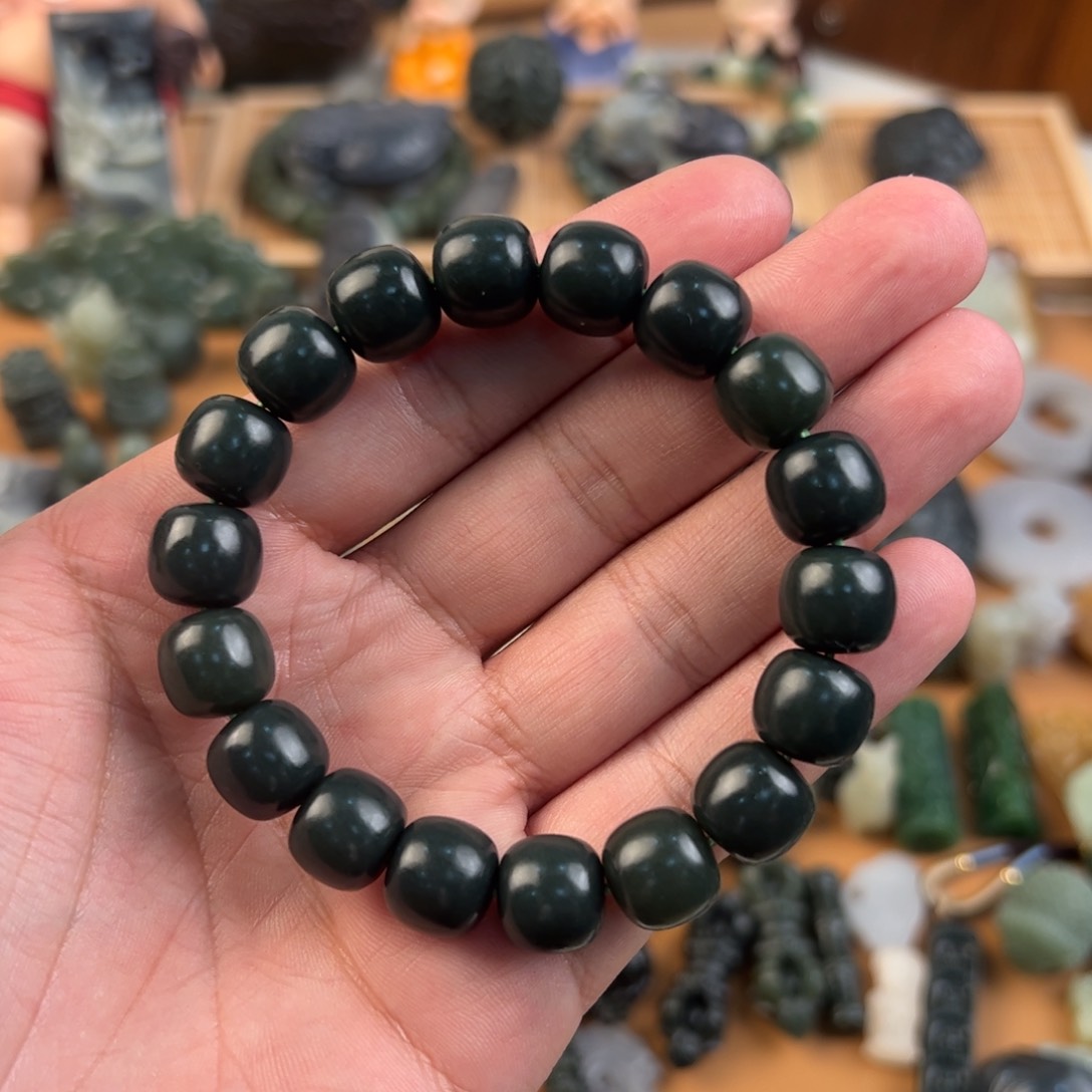 和田玉颈饰未镶嵌微****好