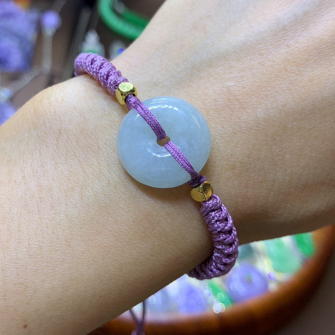 【闪购商品】翡翠颈饰未镶嵌是*子翡翠