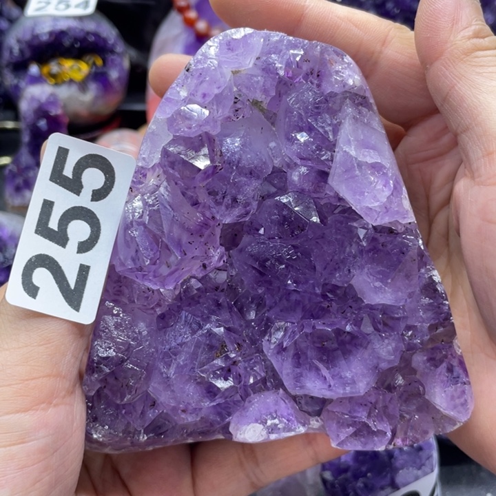 未镶嵌水晶大型摆件（非配饰）