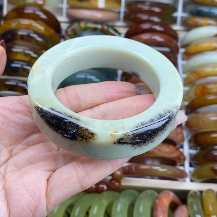 蛇纹石玉手镯未镶嵌57