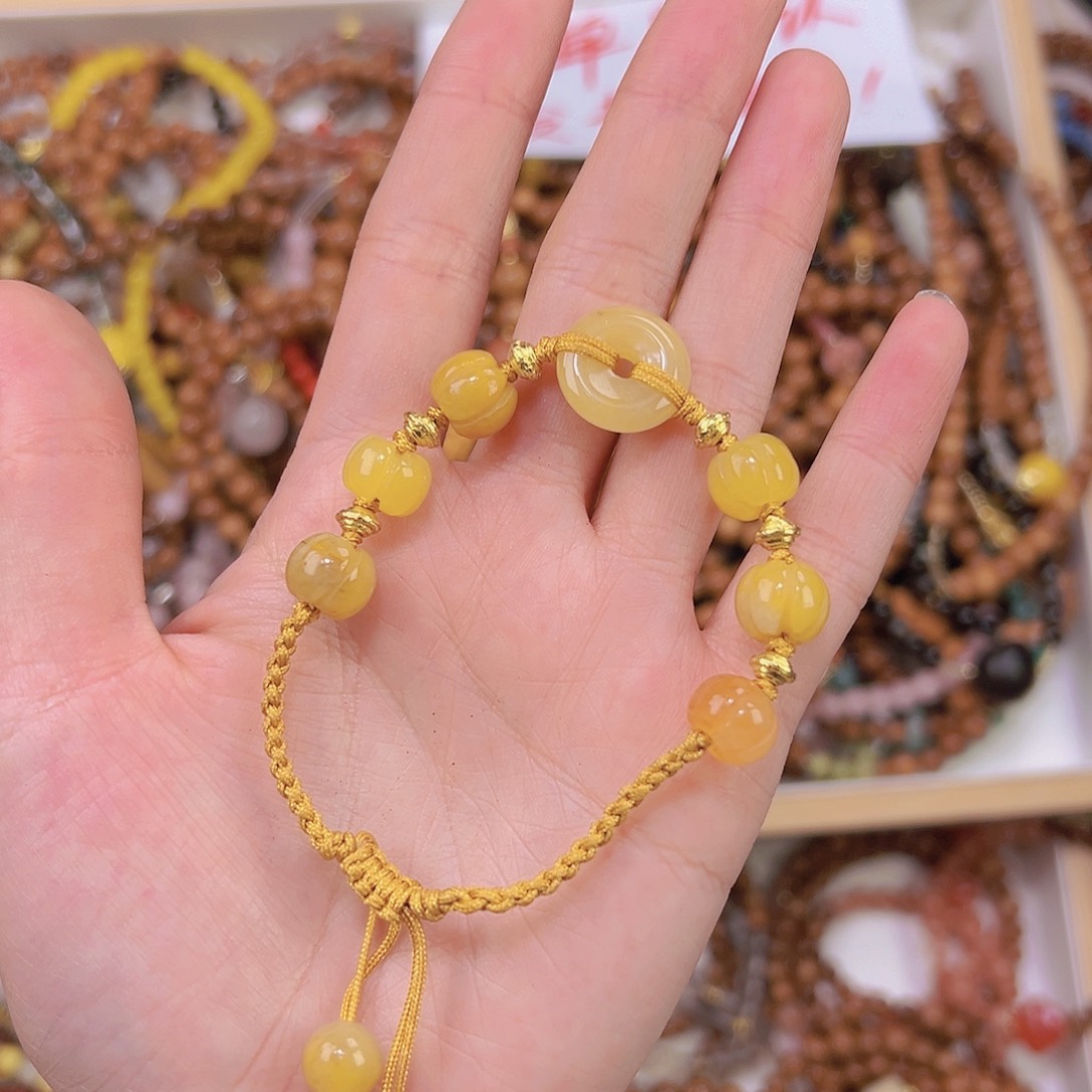 白玉菩提吊坠菩提