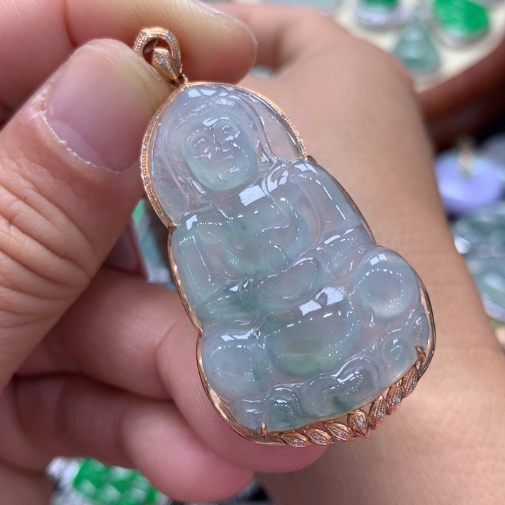 翡翠吊坠(不含链)18K金镶嵌