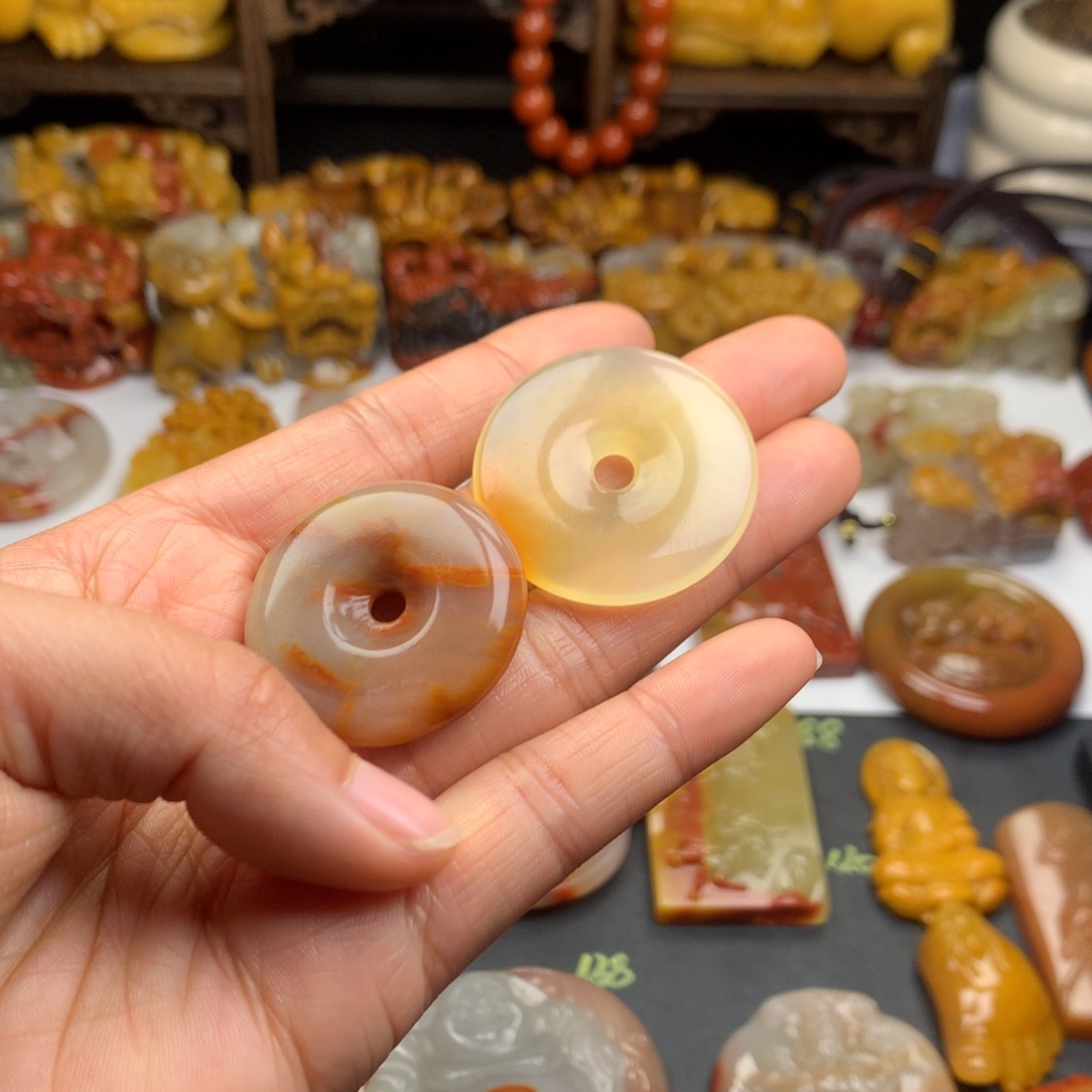 石英质玉（黄龙玉）挂件未镶嵌