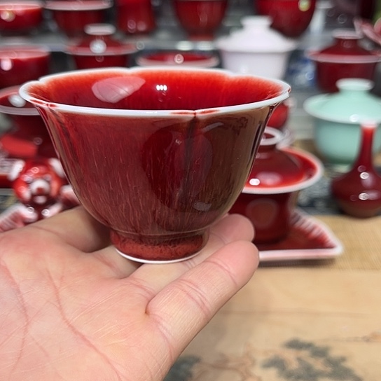 景德镇陶瓷郎红花口杯