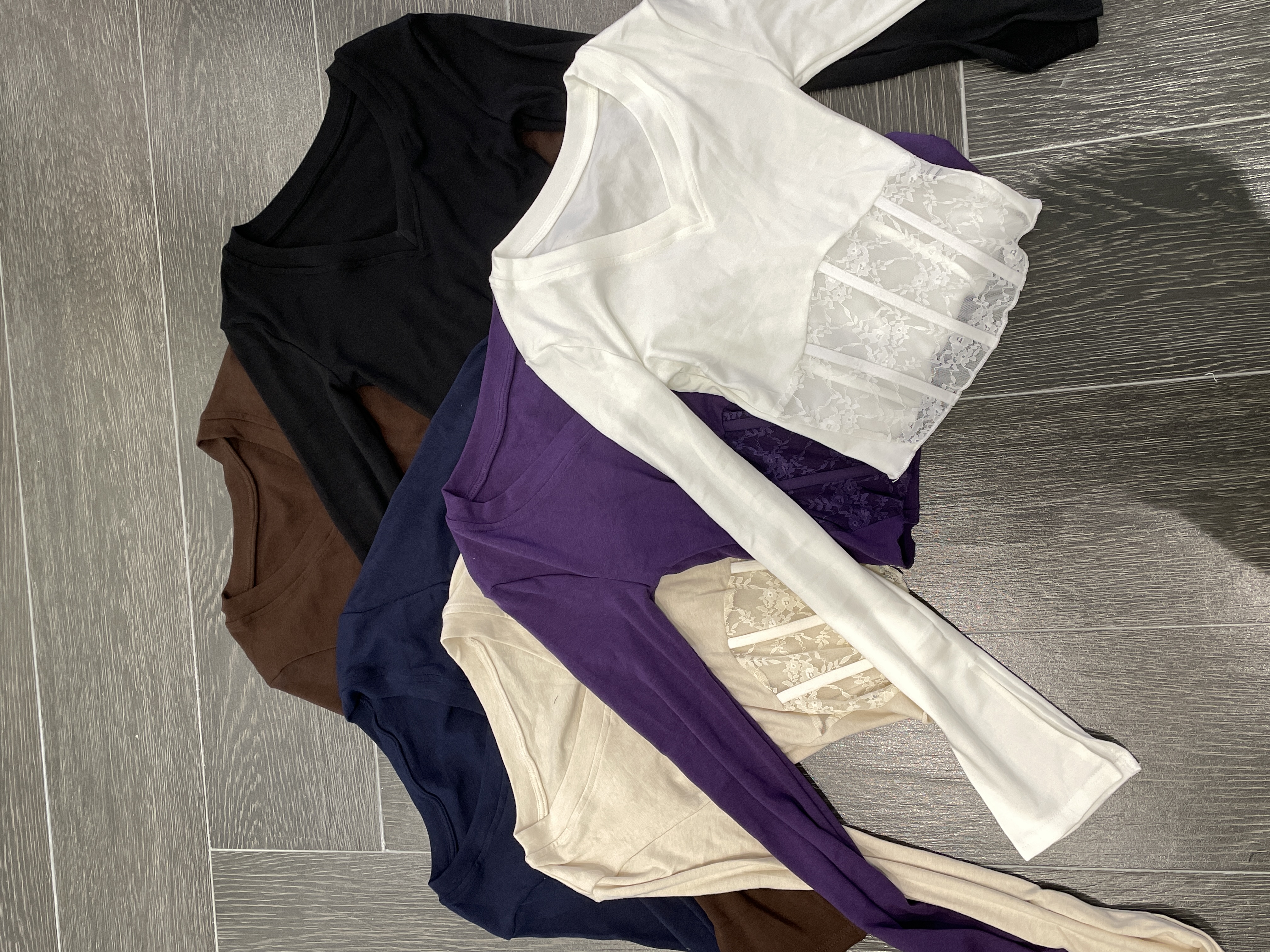 大气元（上衣）性感拼接蕾丝显瘦喇叭袖上衣