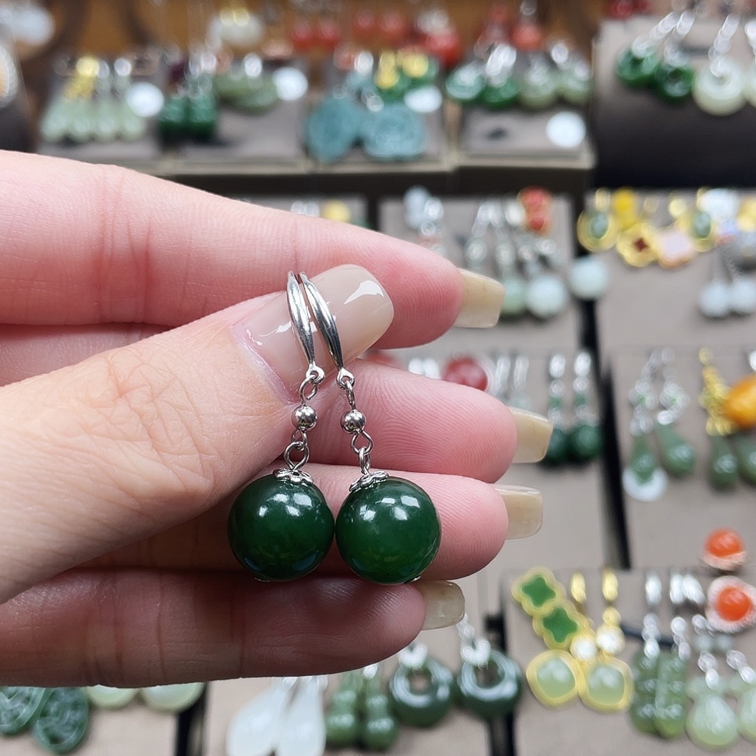 和田玉银S925镶嵌耳饰