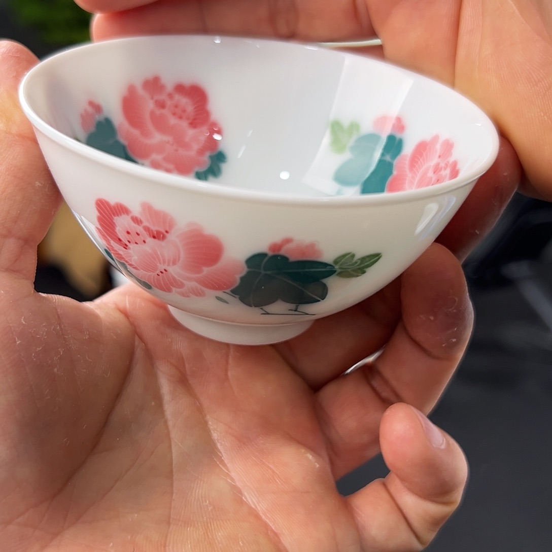 用****8芙蓉双面对花杯一级品（彭远明底款）