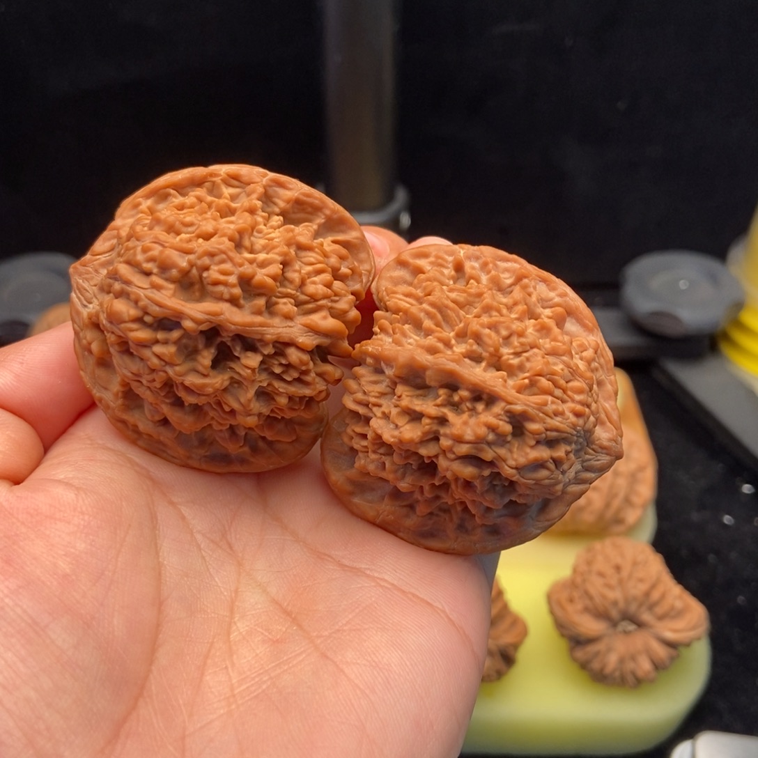 痒***g文玩核桃吊坠46满天星