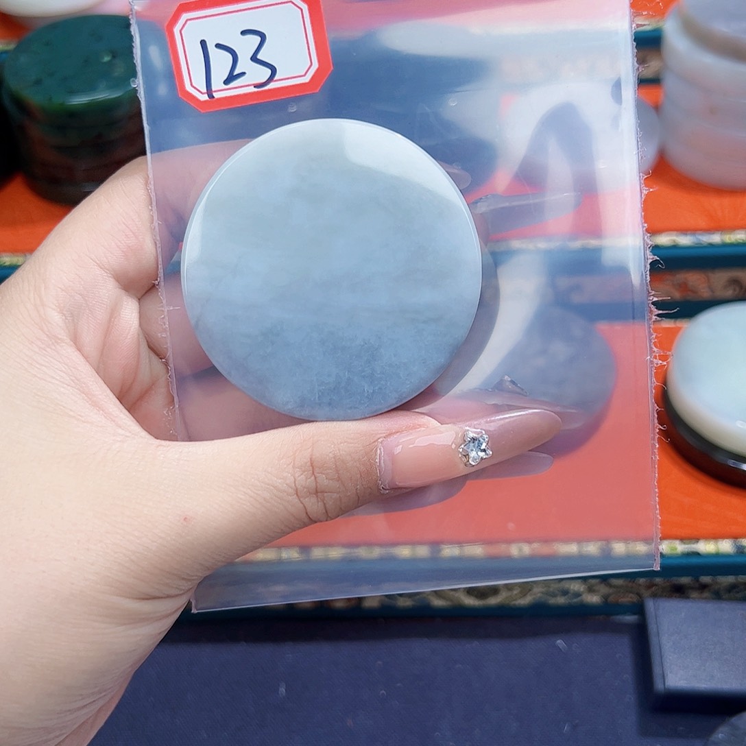 和田玉未镶嵌珠宝半成品