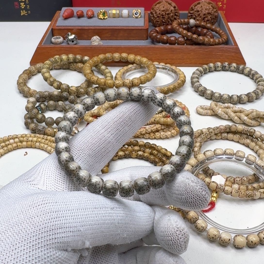 星月菩提手串58创世糯冰绿包白大眼睛8左右桶单圈