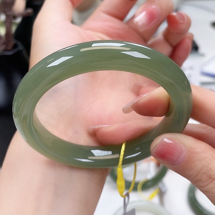 和田玉手镯5758未镶嵌