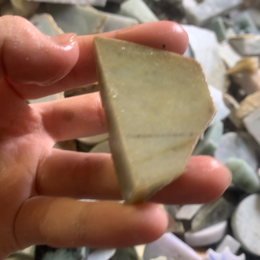 翡翠颈饰未镶嵌缅甸翡翠