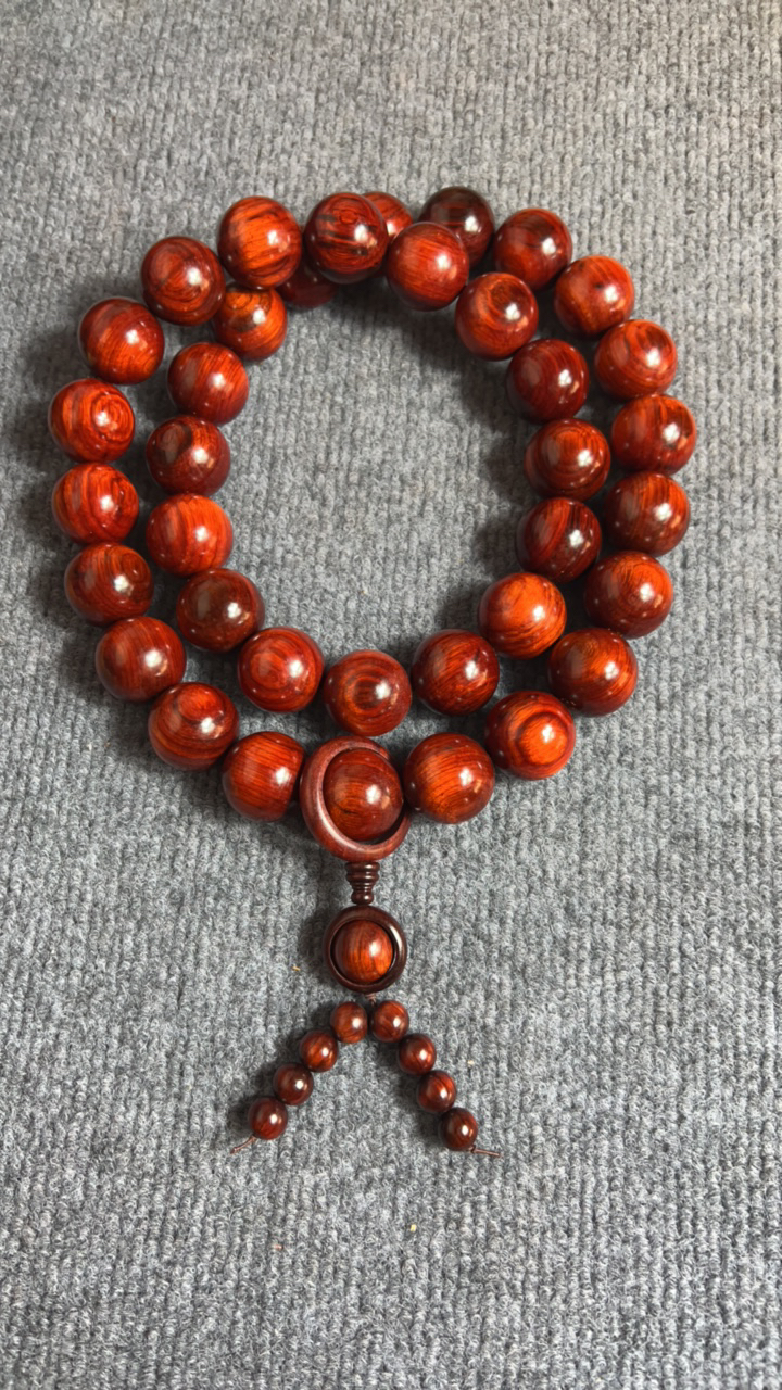 紫檀3.0/37颗脖挂