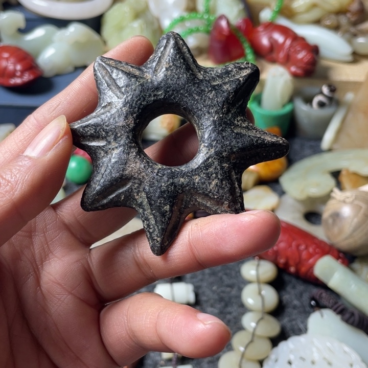 和田玉未镶嵌吊坠(不含链)