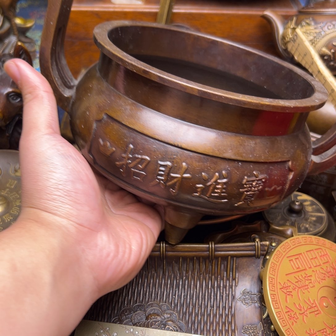 精美铜器，点击下单