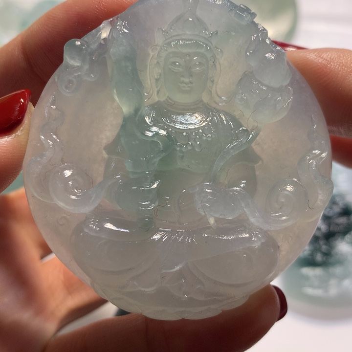 翡翠颈饰未镶嵌天然翡翠