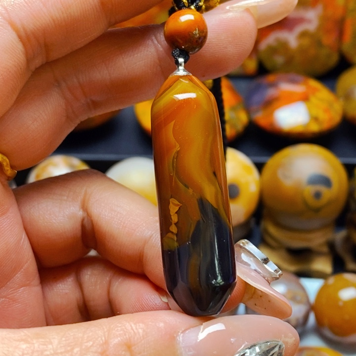 玛瑙/玉髓颈饰未镶嵌海*