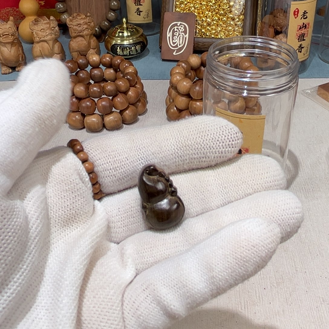 咿***哟檀香木手串/手链葫芦小吊坠