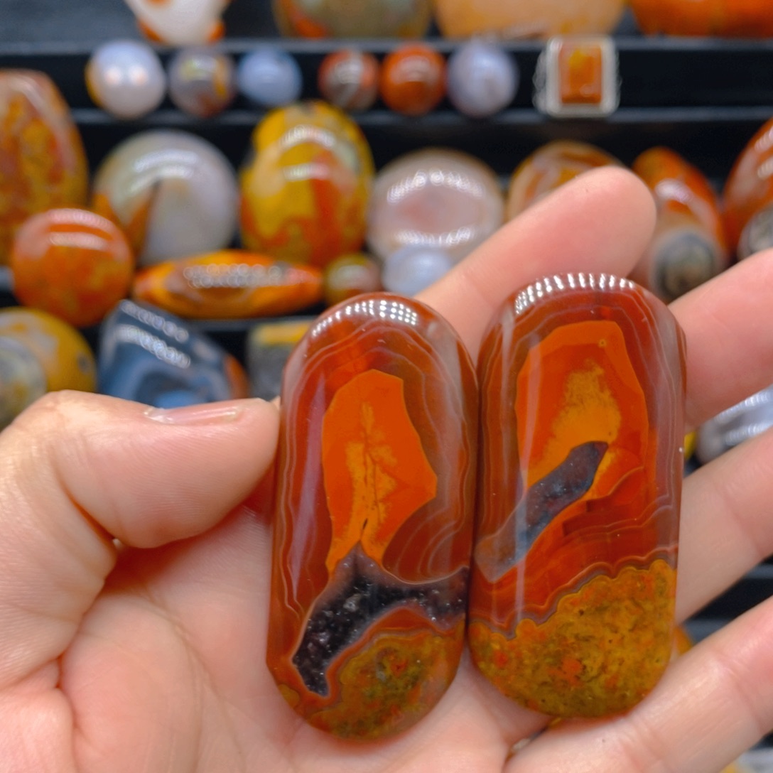 玛瑙/玉髓足银镶嵌颈饰