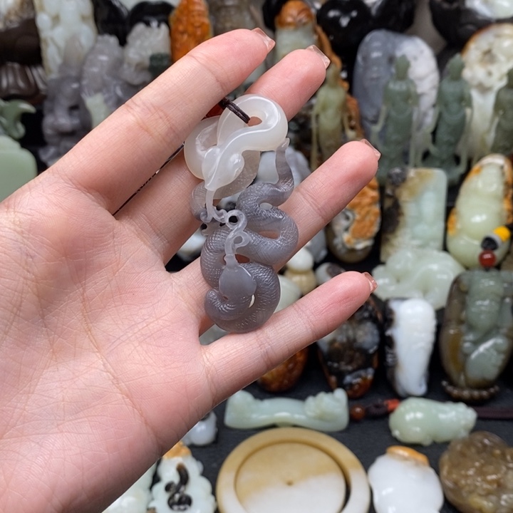 和田玉挂件未镶嵌文*