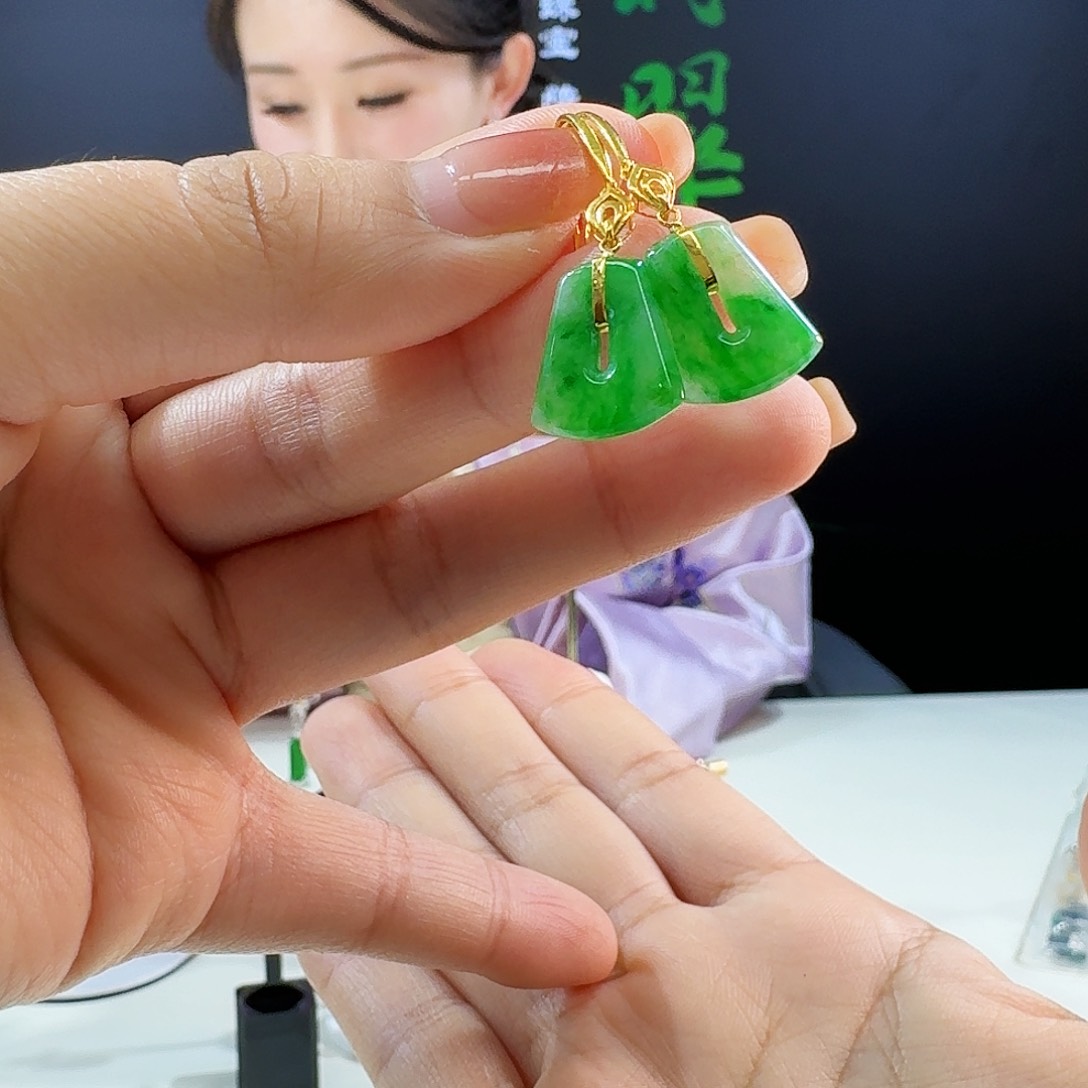 翡翠耳饰18K金镶嵌18k镶嵌