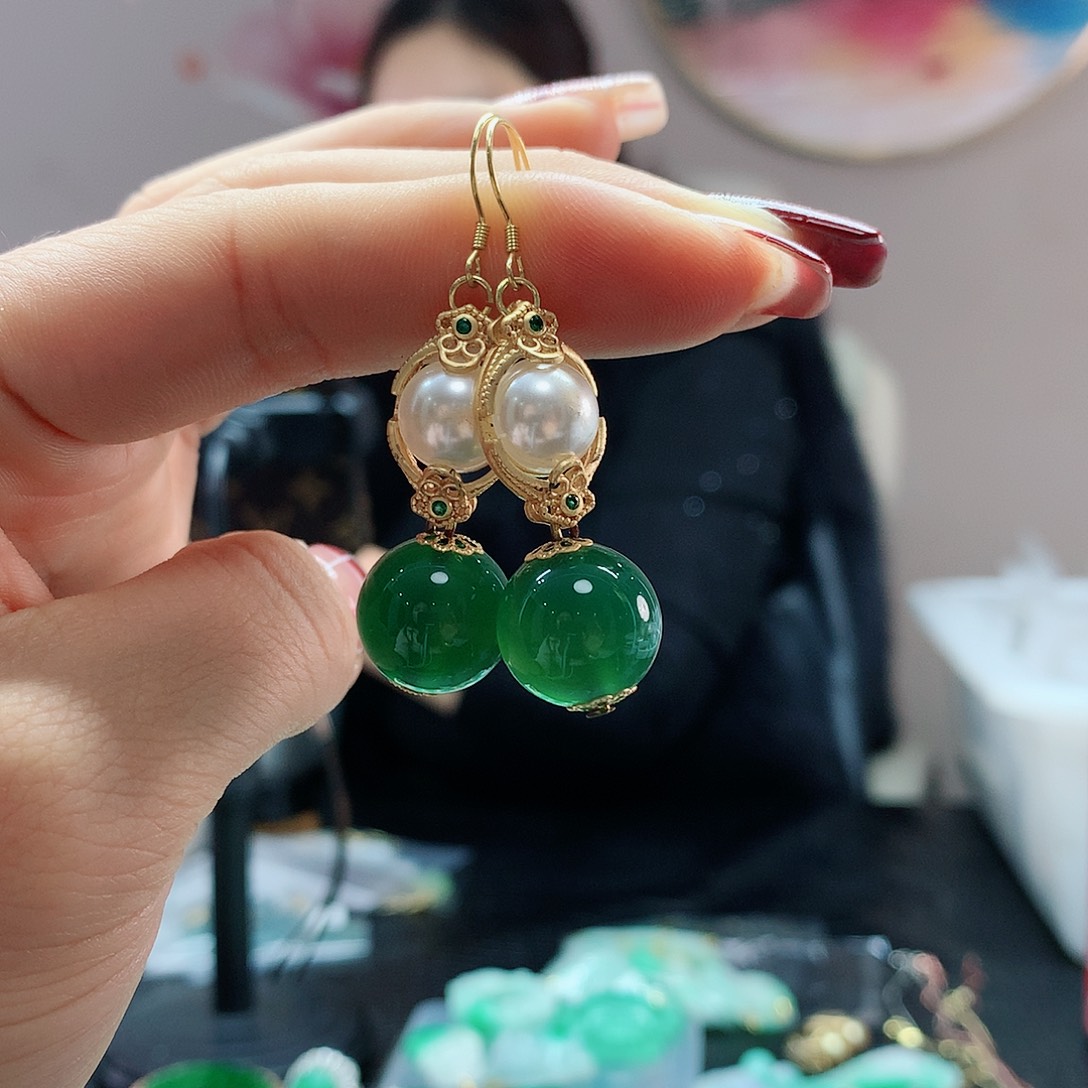 【闪购商品】翡翠耳饰未镶嵌，