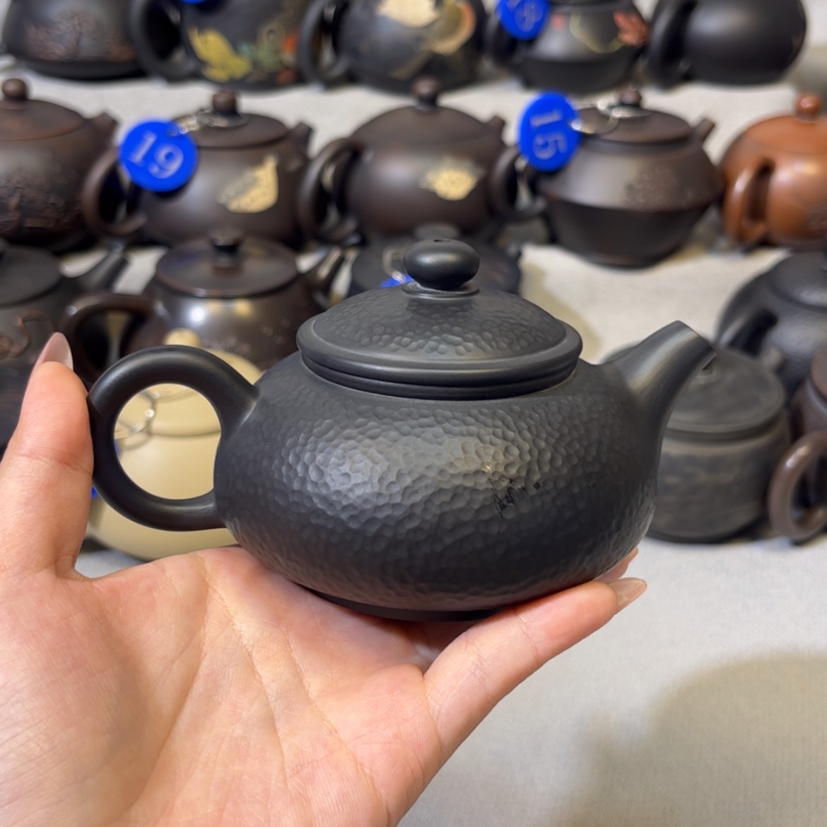 【闪购商品】红泥 锤纹壶 容量 160c c