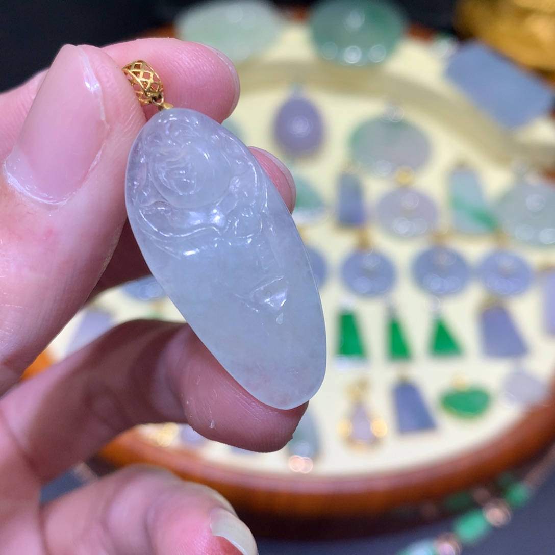 翡翠吊坠(不含链)18K金镶嵌