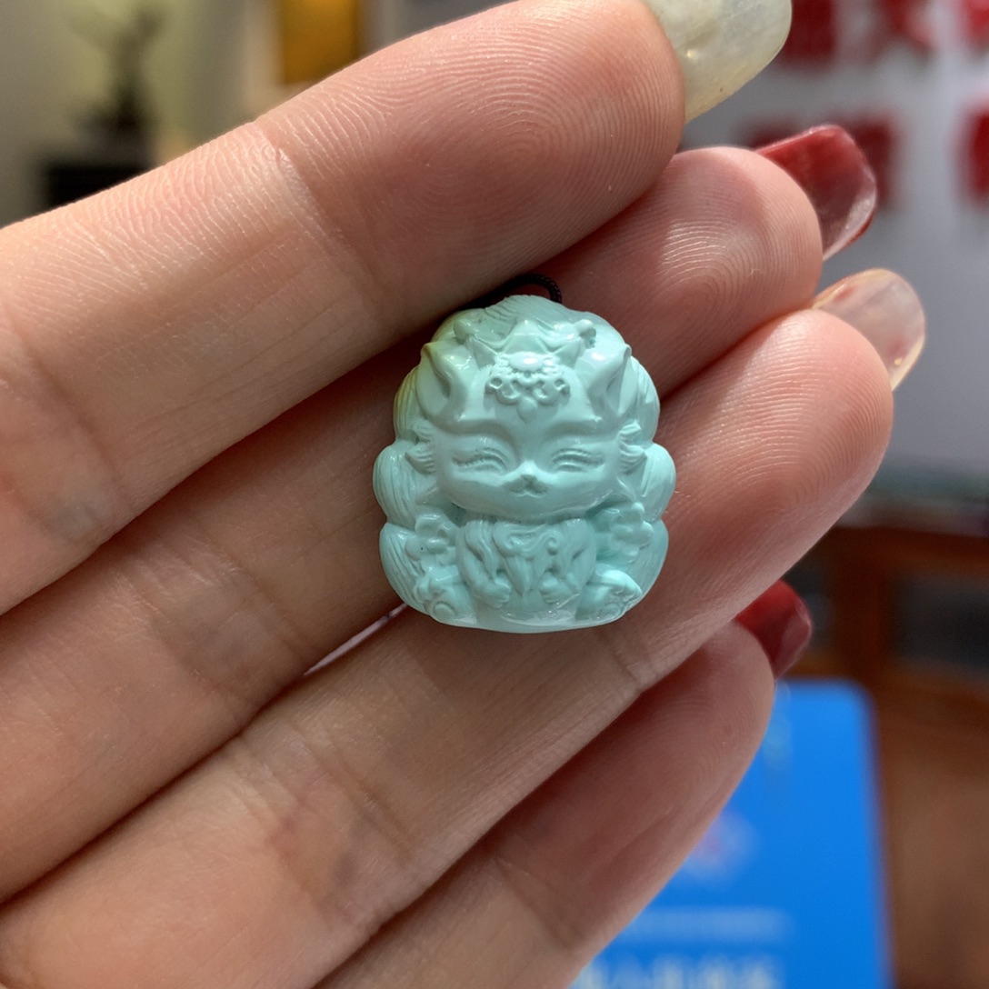 绿松石配饰未镶嵌