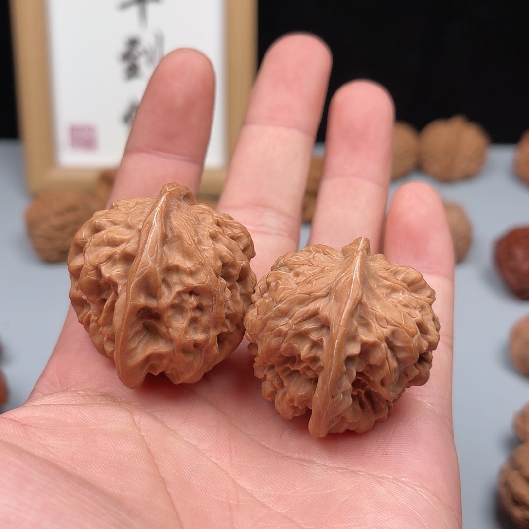 核桃平谷野十三龙娃