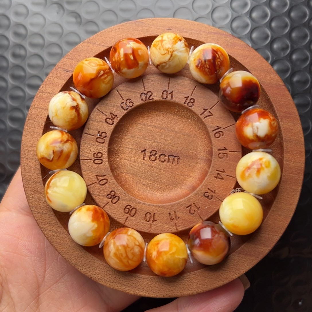 琥珀裸石未镶嵌琥珀裸石未镶嵌14