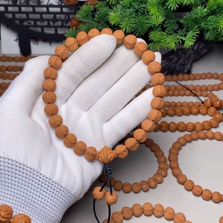 手串桃核玉龙脊手持